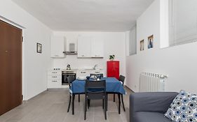 Appartamento Staurenghi Blu - Affitti Brevi Italia
